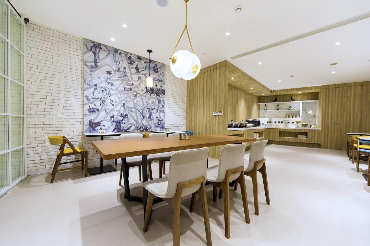 Hanting Premium Hotel Shanghai Hongqiao Transportation Hub Railway Station エクステリア 写真